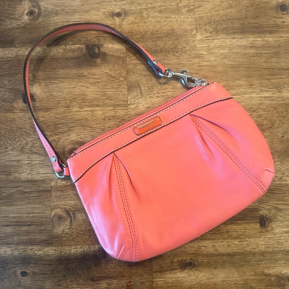 Coach clutch/wristlet